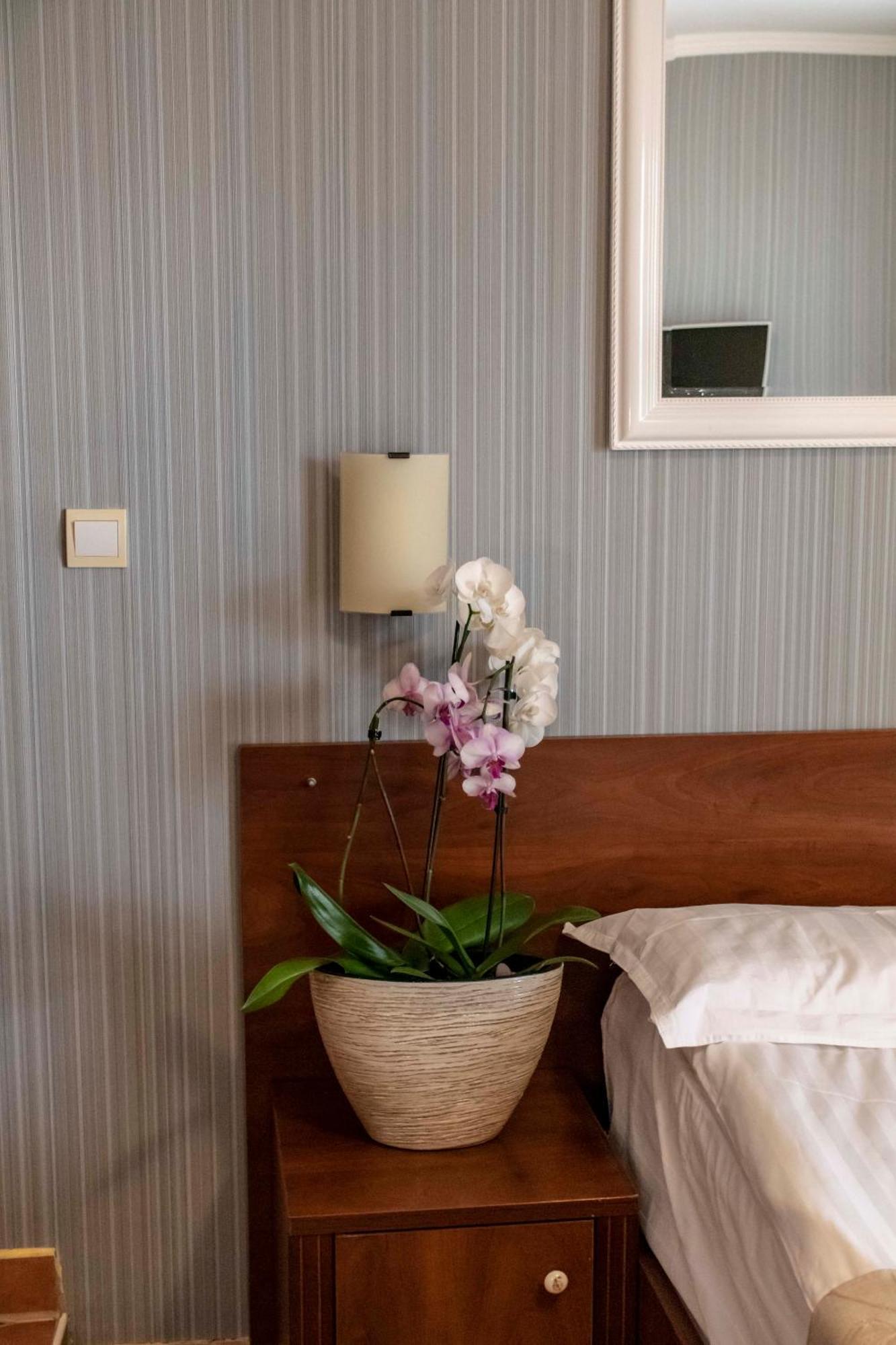 Mali Hotel Porat 布德瓦 外观 照片